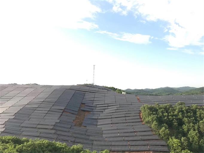 ������Դ���F(tu��n)�S�ݴ��ɽ20MWp����������EPC���а��(xi��ng)Ŀ35kV��(xi��n)·�ͳ�����ʩ��